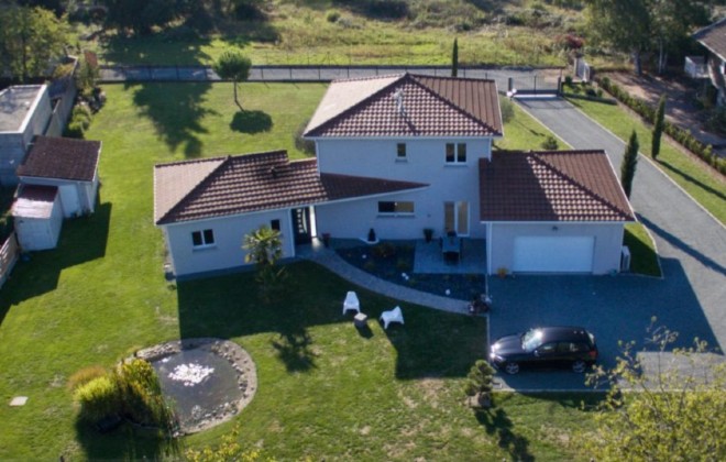 « Une température constante, été comme hiver » pour la famille Demurgé grâce à sa maison en béton cellulaire !